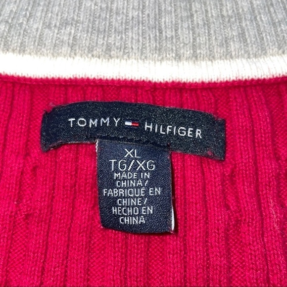 Tommy Hilfiger Women’s Cable Knit V-Neck Sweater – Size XL (Fits Like Medium) - Picture 7 of 10